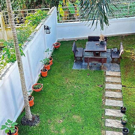 Auriflex House Bed and Breakfast Krabi town Buitenkant foto